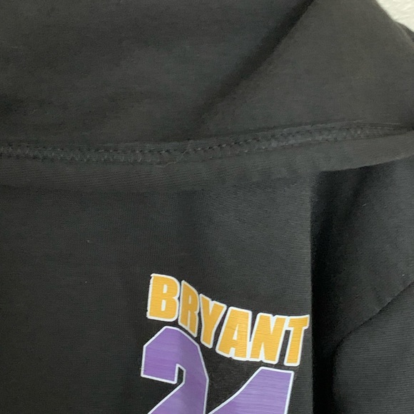 Kobe Bryant ( thanks for the memories) black unisex hoodie size 4XL - Picture 9 of 11